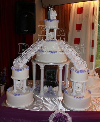 Wedding - Cake by Elin