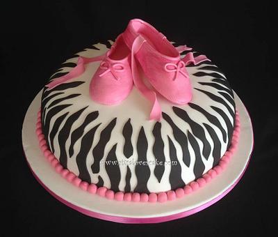 Ballet shoes cake - Cake by Ritsa Demetriadou