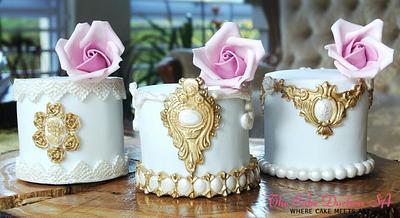 Trio of Mini Cakes  - Cake by Sumaiya Omar - The Cake Duchess 