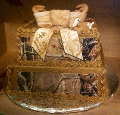 Camo sweet 16 - Cake by Sweet T's Cakes