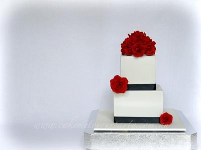 Red Rose Wedding Cake - Cake by Leah Jeffery- Cake Me To Your Party