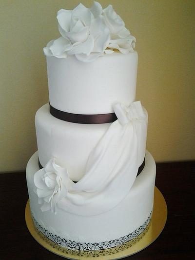 Gardenia wedding cake - Cake by Silvia Tartari