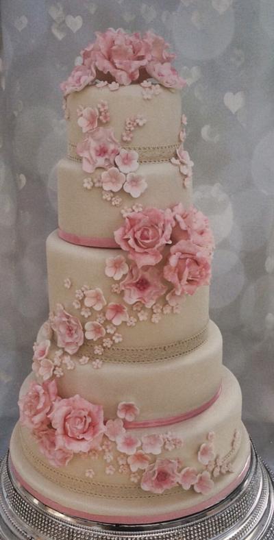 Roses and blossoms - Cake by lorraine mcgarry