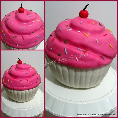 A Giant Cupcake Cake - Cake by Veenas Art of Cakes 