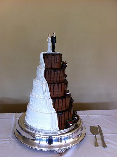 Black & White Wedding Cake - Cake by Missi Barrett