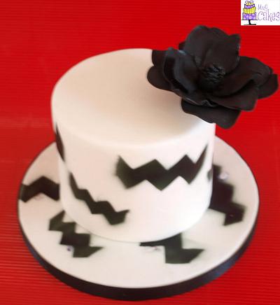 Black & White - Cake by M&G Cakes