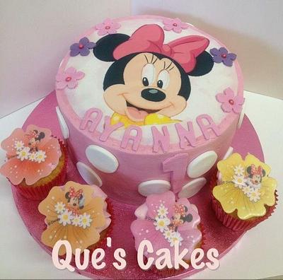 First Birthday with Minnie #mINNIE mOUSE cake - Cake by Que's Cakes