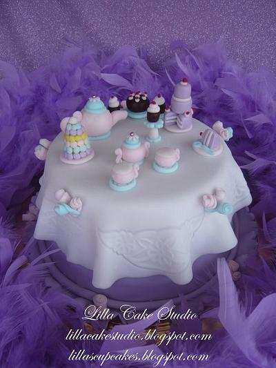 Shabby Chic Cake - Cake by Lilla's Cupcakes