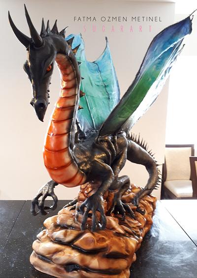 Sugarpaste Dragon sculpter  - Cake by FatmaOzmenMetinel