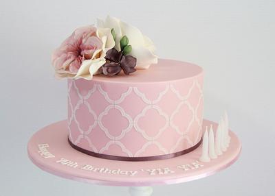 Simple Elegance - Cake by Savannah
