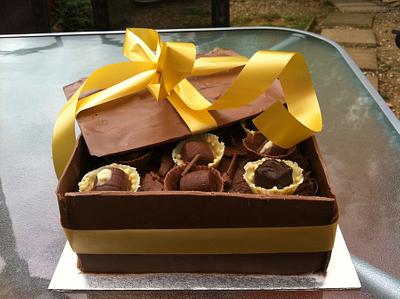 Galaxy chocolate box - Cake by karynscake