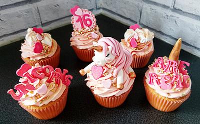 Unicorns are real cupcakes  - Cake by Ashlei Samuels