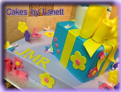Gift Box & Cupcake Baby Shower Cake - Cake by Lanett