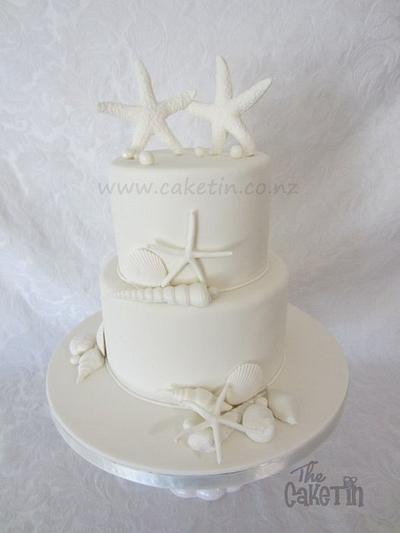 White on White Seashells - Cake by The Cake Tin