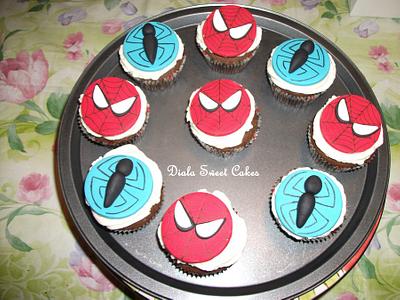 spiderman cupcakes - Cake by DialaSweetCakes