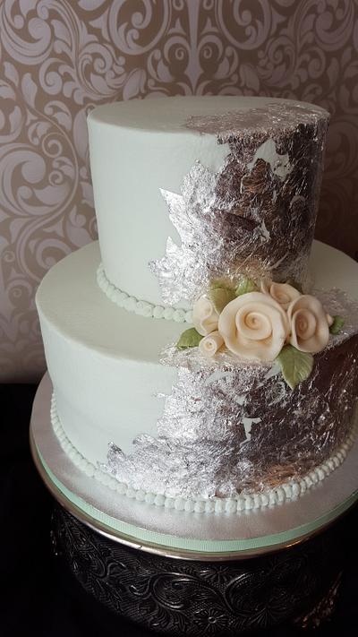 Mint & Silver  - Cake by Mikel Parkes