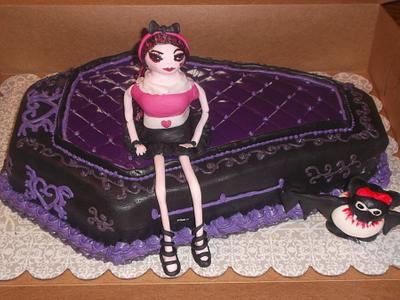 Draculara cake - Cake by Shauna Lloyd