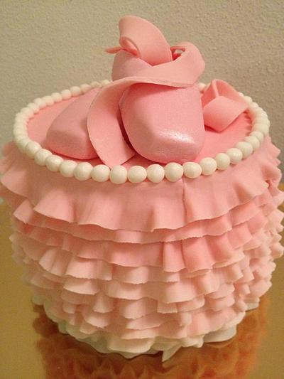 Ballet shoes - Cake by Ashley Taylor Wood