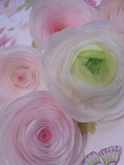 Rice Paper Roses...x. - Cake by Lulu Belles Cupcake Creations