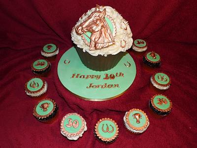 Horse Giant Cupcake with Matching Cupcakes - Cake by emma