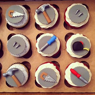 Handyman/Tool Cupcakes - Cake by Becky Pendergraft