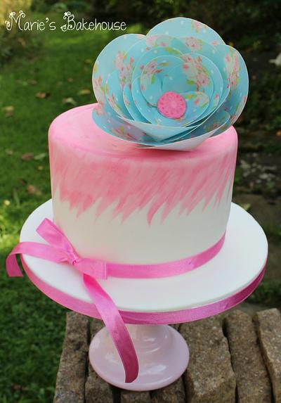 Wafer flower cake - Cake by Marie's Bakehouse
