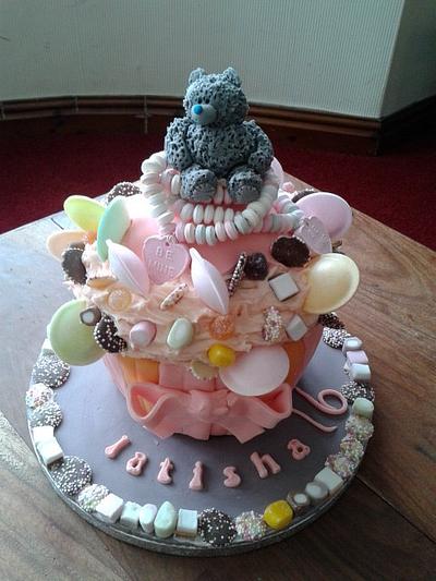 Giant Cupcake, Me to You and Sweeties ;) - Cake by Little Lovebirds Cakes