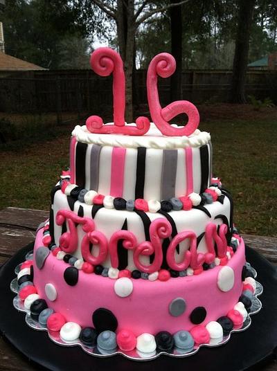 Sweet 16 - Cake by KerriChelle