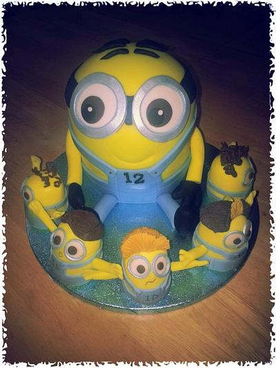dave the birthday minion with one direction minion guard! despicable me cake - Cake by kellywalker123