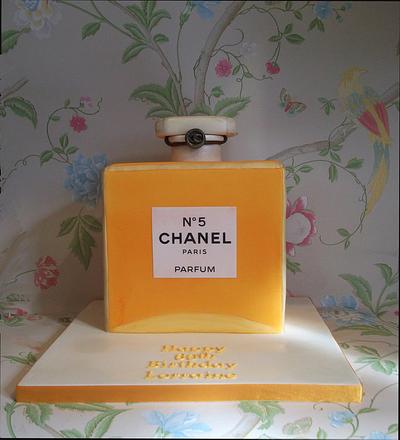 Chanel No5 bottle - Cake by Jayne Worboys