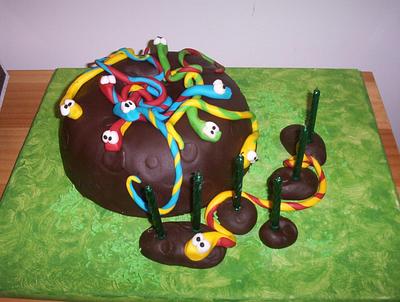 Snake pit - Cake by Auntyellescakes