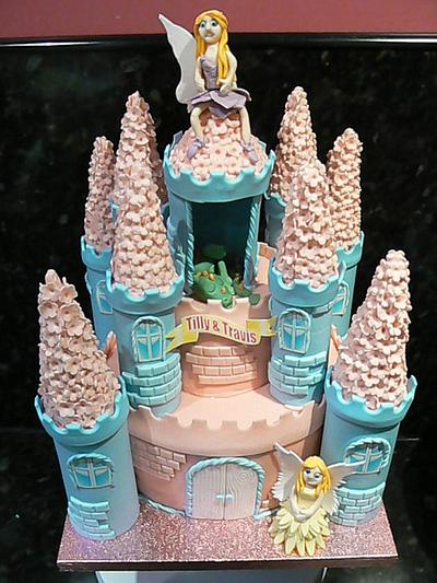 Fairy castle & sleepy baby dragon - Cake by vanillasugar