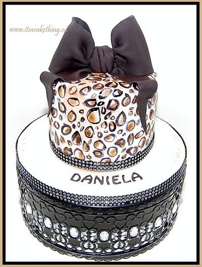 My First Leopard Cake - Cake by It's a Cake Thing 