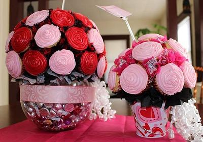 Valentines Cupcake Bouquet  - Cake by Crazy Cupcake Lady Creations