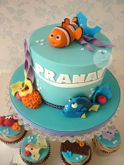 Finding Nemo birthday cake & cupcakes - Cake by Isabelle Bambridge