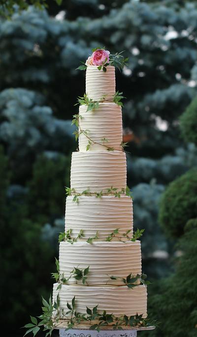 Rustic 6 tiers wedding cake :  - Cake by Lucya 