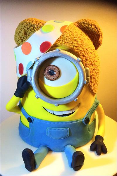 Pudsey Bear Minion cake - Cake by Claire Ratcliffe