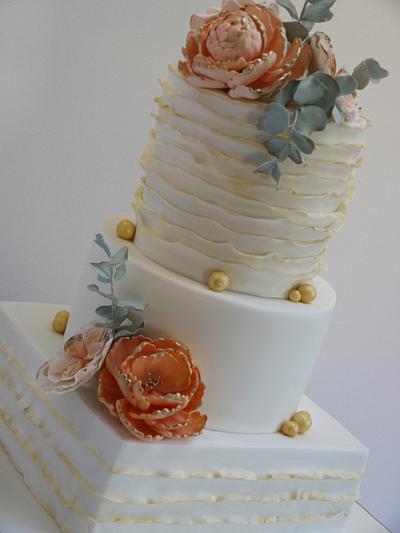 Peaches Wedding Cake - Cake by Scrummy Mummy's Cakes