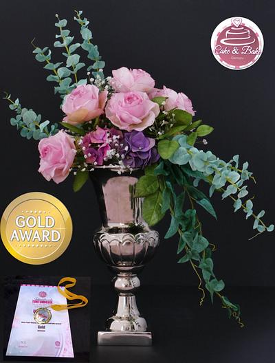 Gold medal winning arrangement - Cake by LaBella