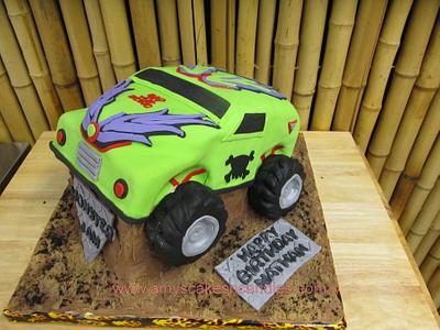 Monster Truck - Cake by Amy Filipoff