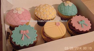 Spring cupcakes - Cake by CandescentCakes