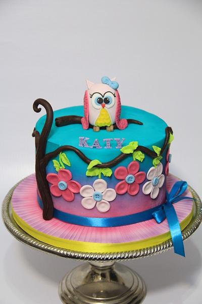 Owl Cake  - Cake by Cake Addict
