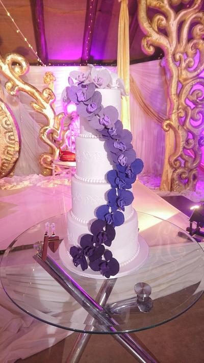 Purple Ombré  - Cake by sasha