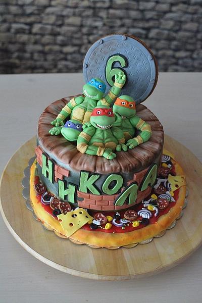 The Mutant Ninja Turtles - Cake by DessySugarTales