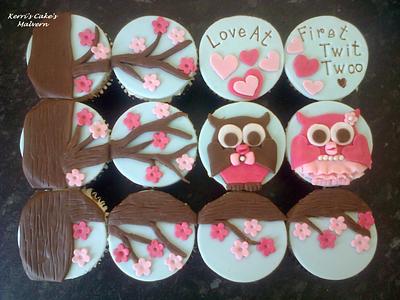 Love At First Twit Twoo - Cake by Kerri's Cakes