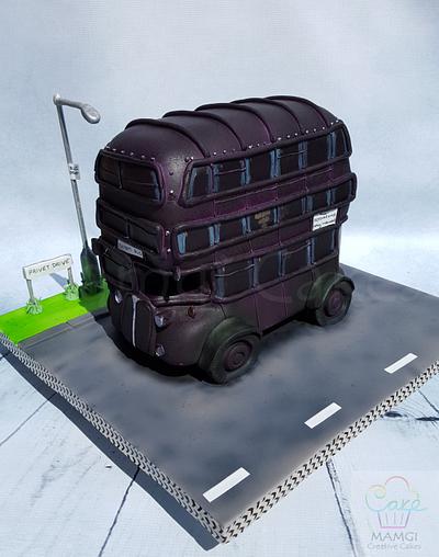 Harry Potter Knight Bus - Cake by mamgi