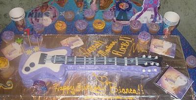 Hanna Montana guitar cake - Cake by maribel