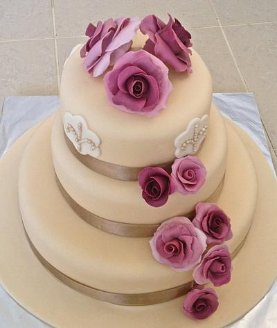 Wedding Cake - Cake by Neda's Cakes