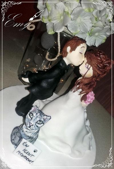 Cute wedding figures with cat - Cake by EmyCakeDesign