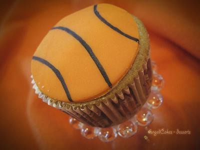 Sport CupCake - Cake by Angelica Galindo